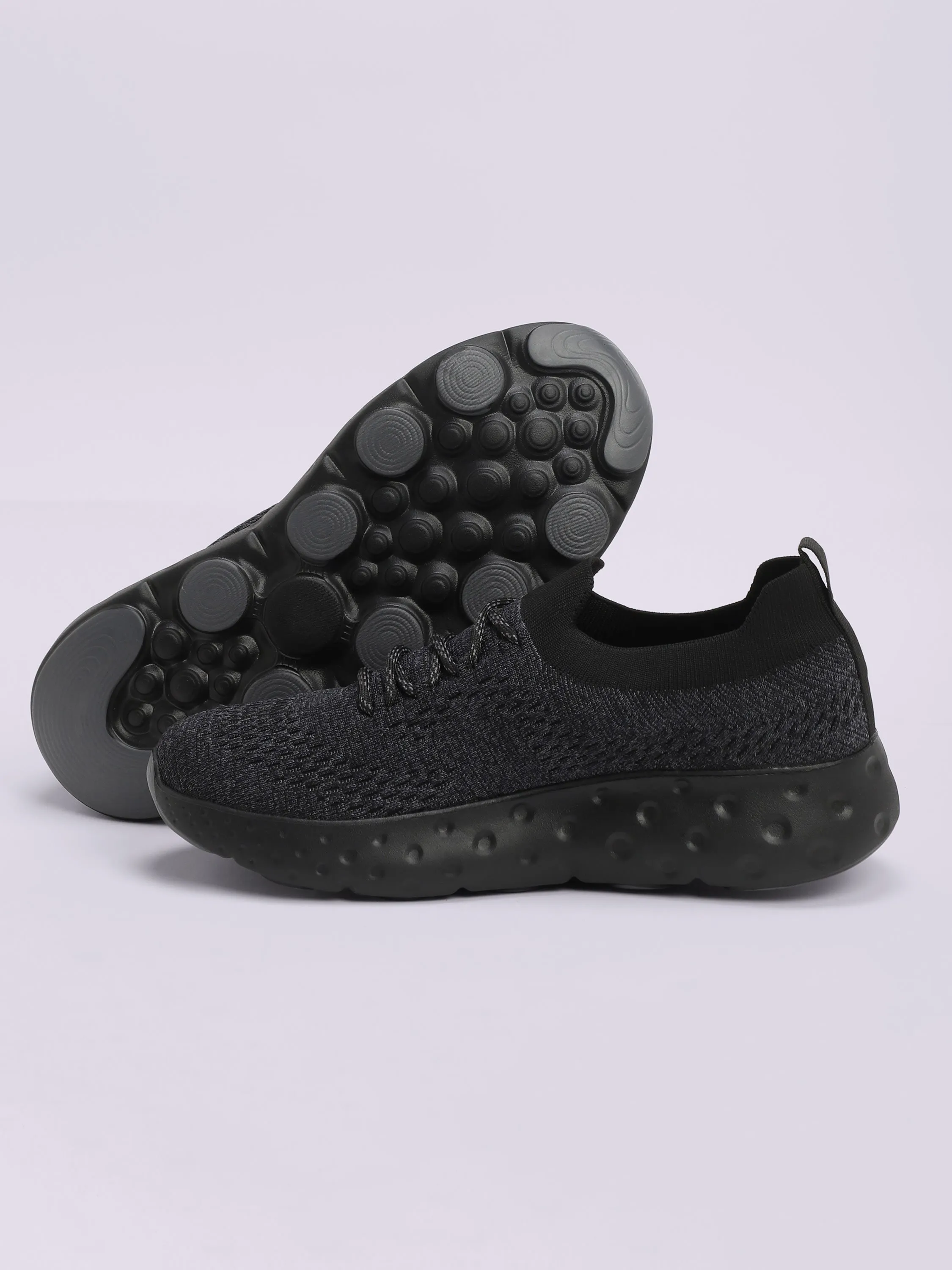 EZ  Plush Men's Walking Shoes - Black/Grey