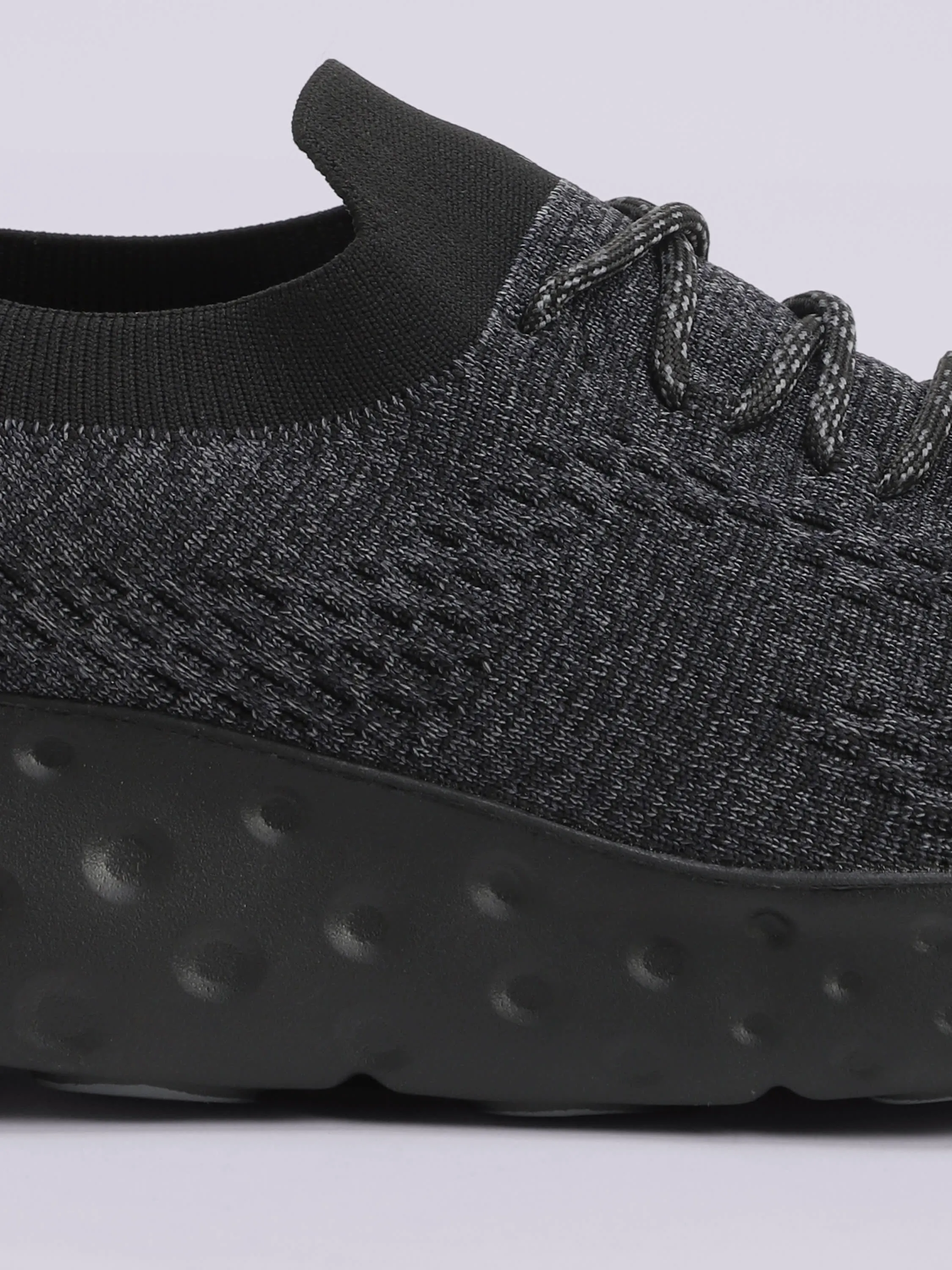 EZ  Plush Men's Walking Shoes - Black/Grey