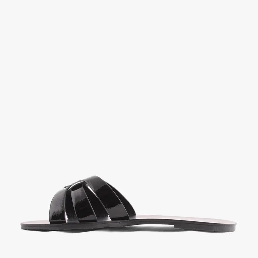 TAAVI BLACK PATENT